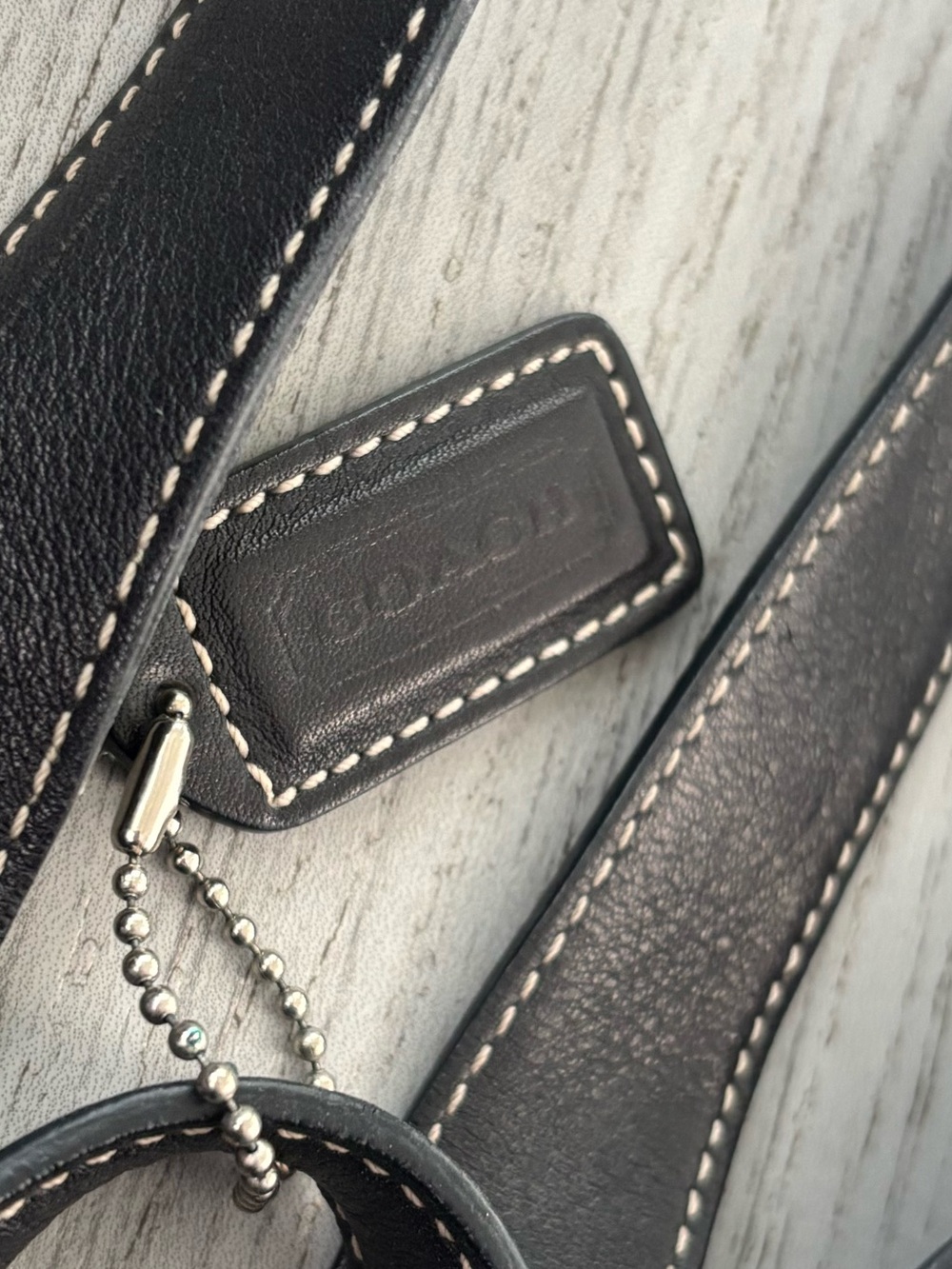 Coach bag vintage Y2K in black leather. Mini backpack in EUC. - Picture 3 of 10
